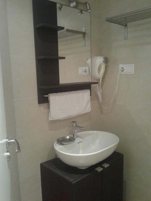 Brustar Sagrada Familia Hotel Barcelona Bilik gambar
